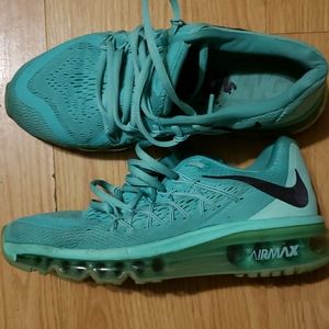 Woman's Nike Airmax